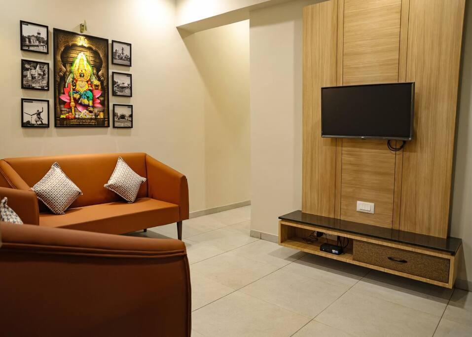'Sumadhu Homes 301 ' Kolhapur Exterior foto