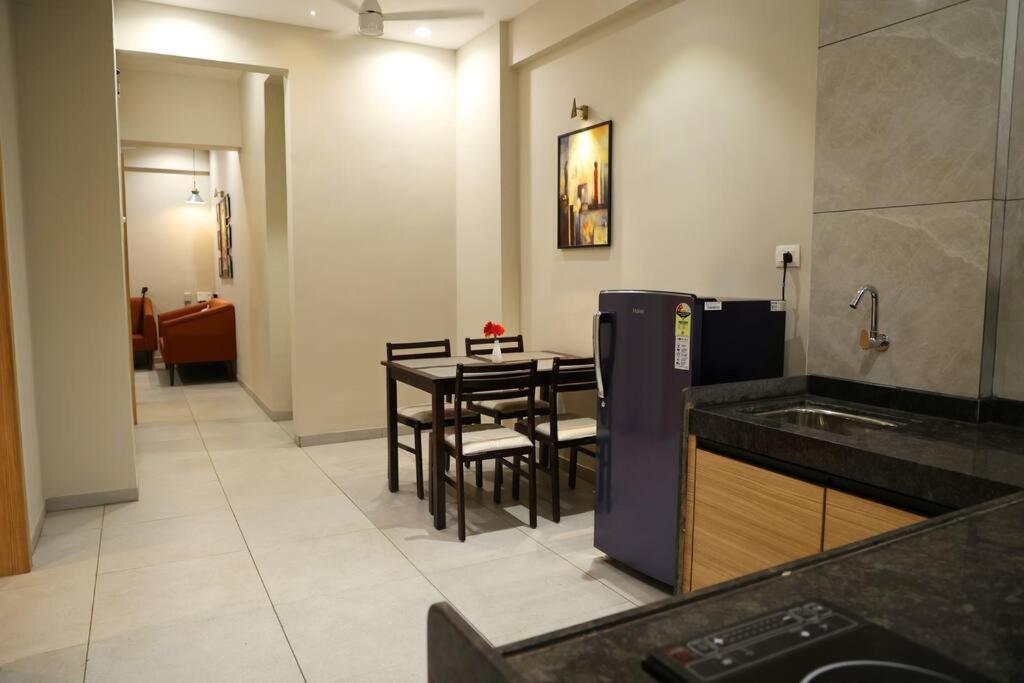 'Sumadhu Homes 301 ' Kolhapur Exterior foto
